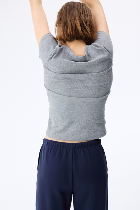 Длинные спортивные брюки