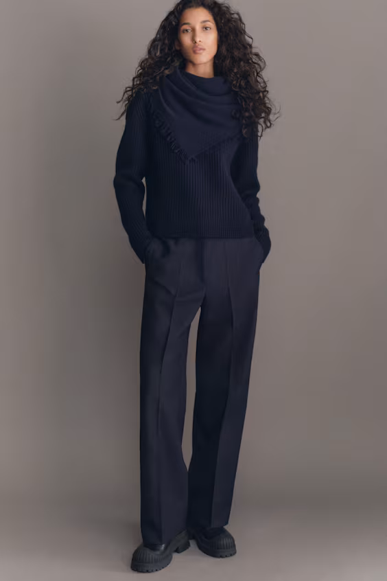 Шарф из легкой шерсти