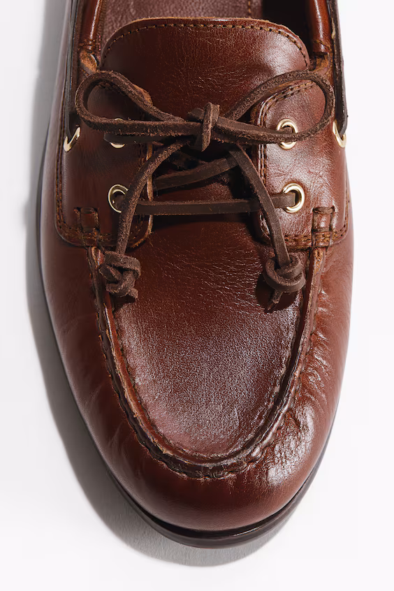 Туфли из кожи