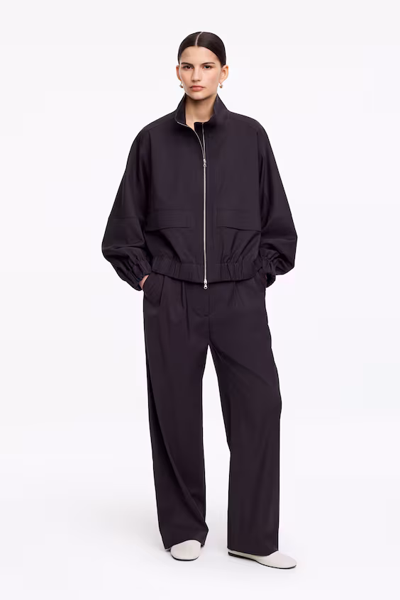 Туфли-балетки из кожи