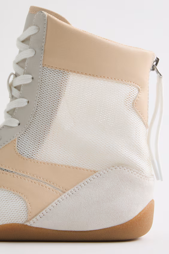 Ботинки-кроссовки из сетчатого материала