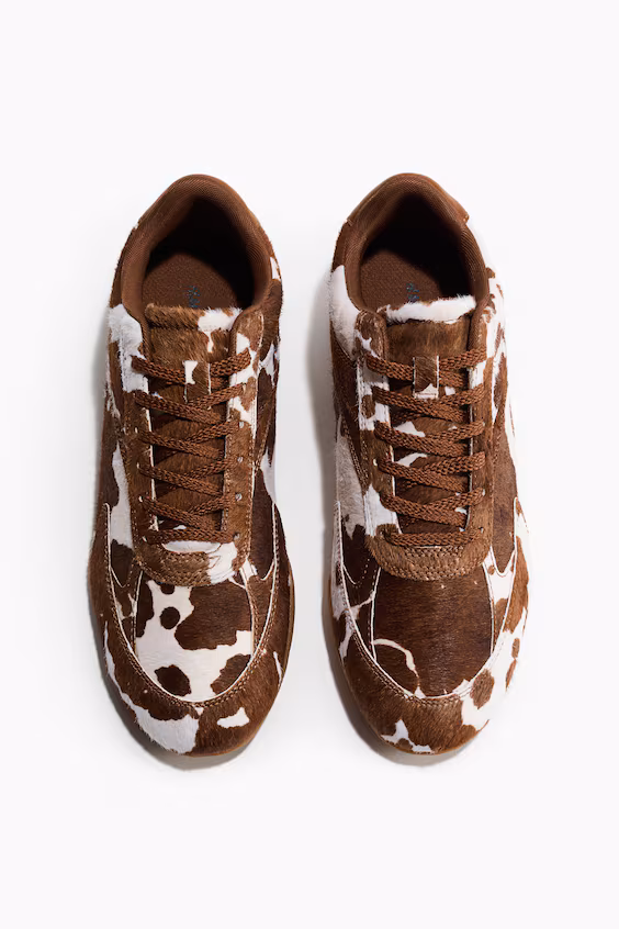 Кожаные кроссовки