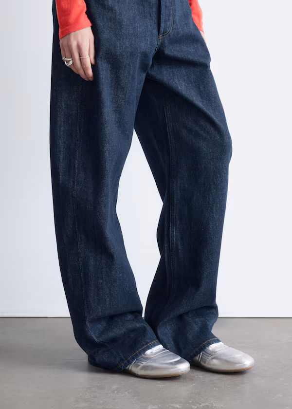 Минималистичные кожаные кеды