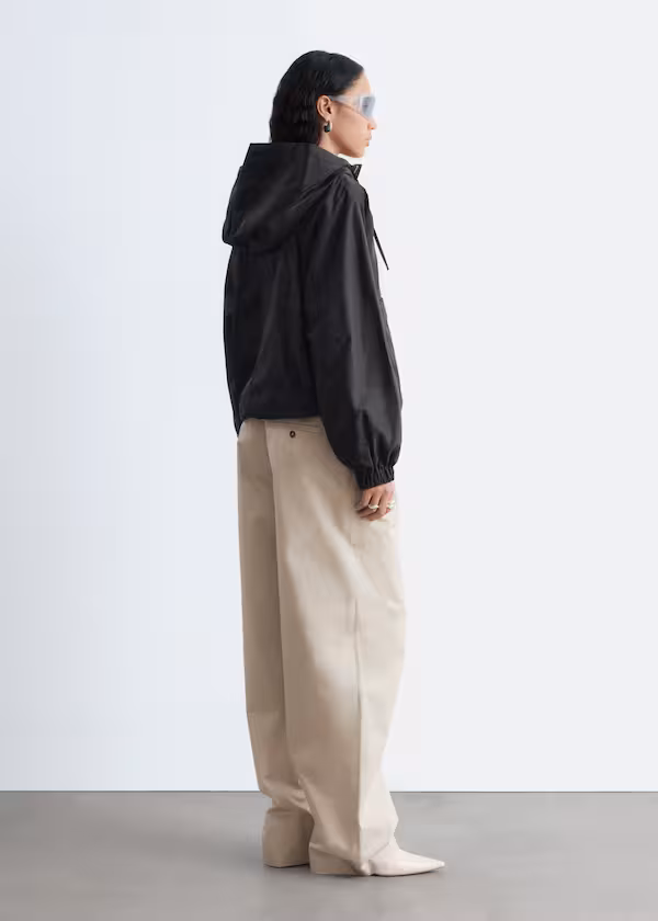 Куртка с капюшоном