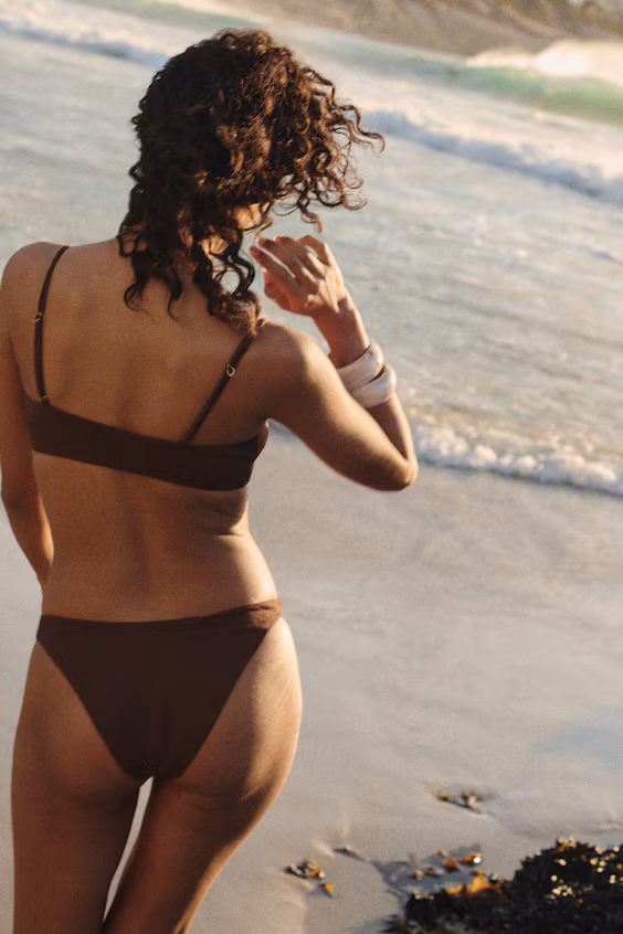 Классические купальные трусы cheeky