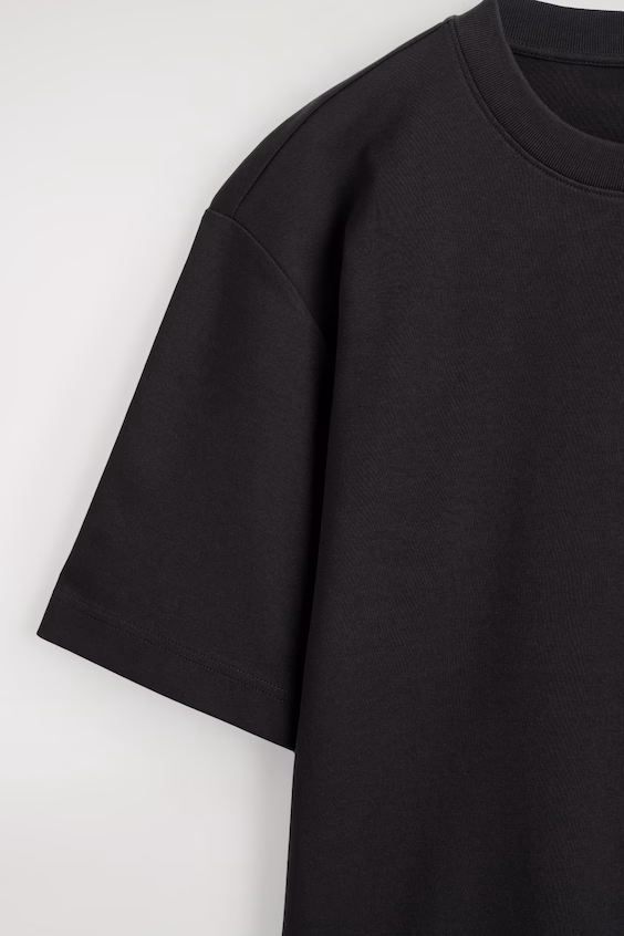 Футболка свободного кроя