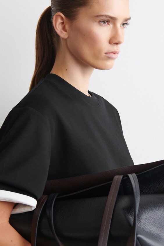 Футболка свободного кроя