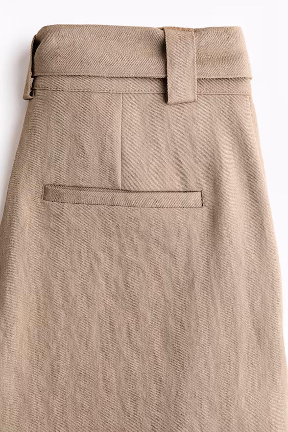 Широкие брюки с поясом