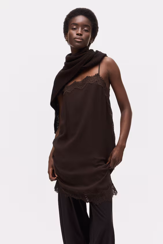 Платье из вискозы с оборками кружева h&m