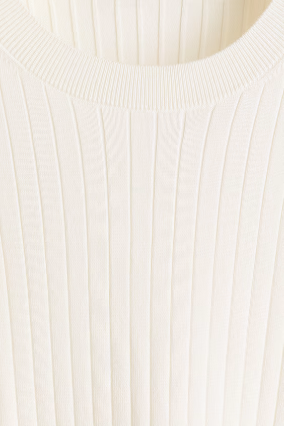 Футболка из мягкого трикотажа slim fit