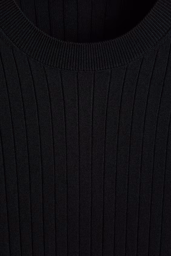 Футболка из мягкого трикотажа slim fit