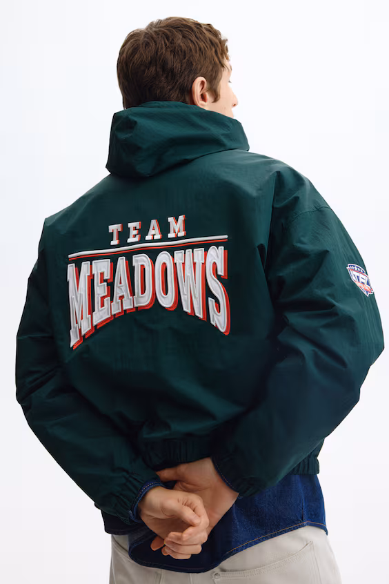 Ветровка из нейлона