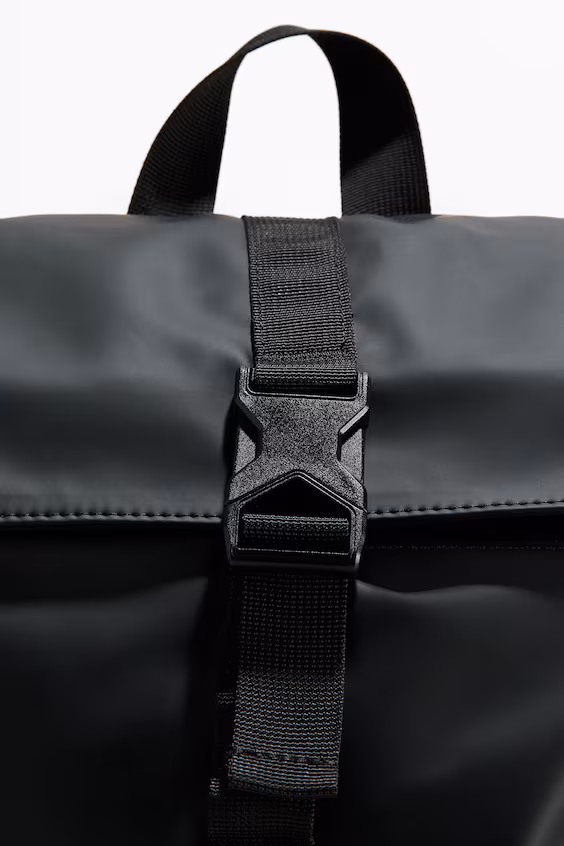 Рюкзак с воротной отделкой