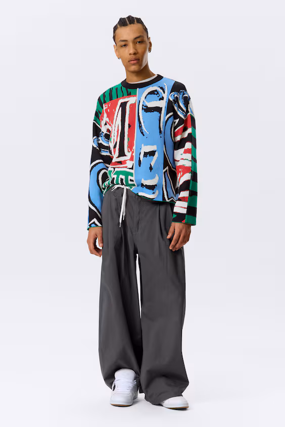 Свитер с крупной графической вышивкой из хлопка