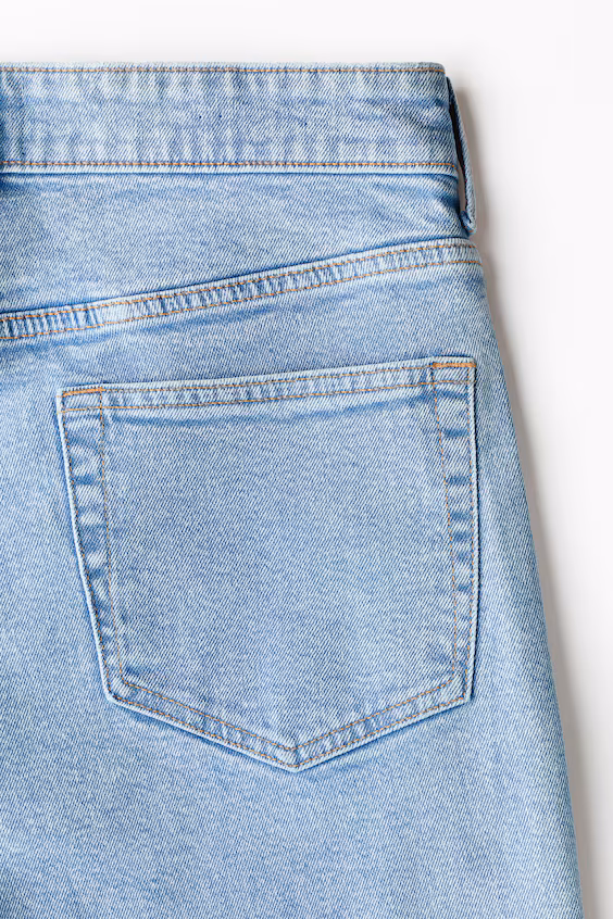 Джинсы regular