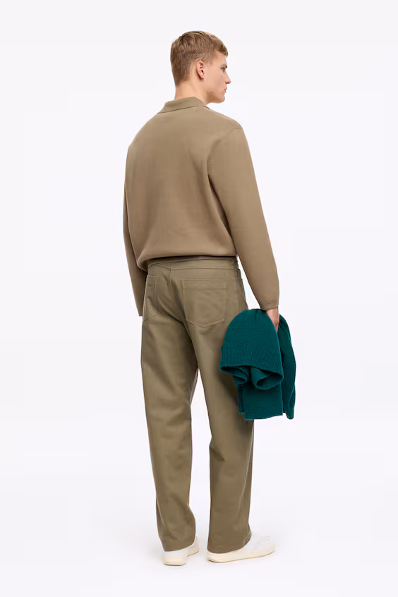 Брюки из хлопкового саржевого полотна с комфортным кроем