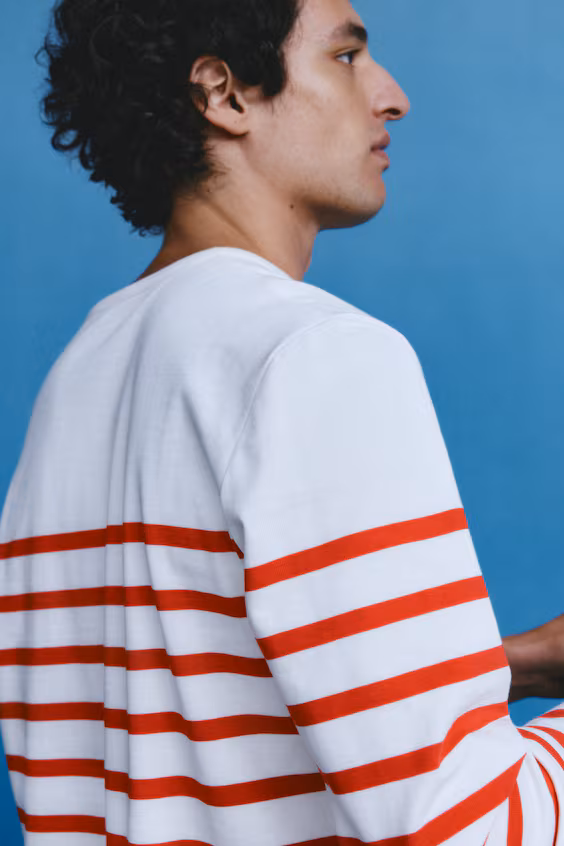 Свитер с длинным рукавом