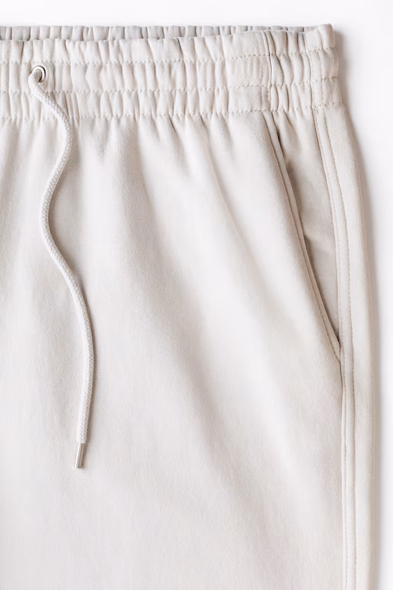 Комфортабельные спортивные брюки loose fit