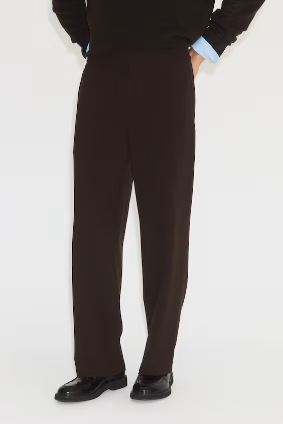 Широкие брюки на резинке с четырехсторонним стретчем