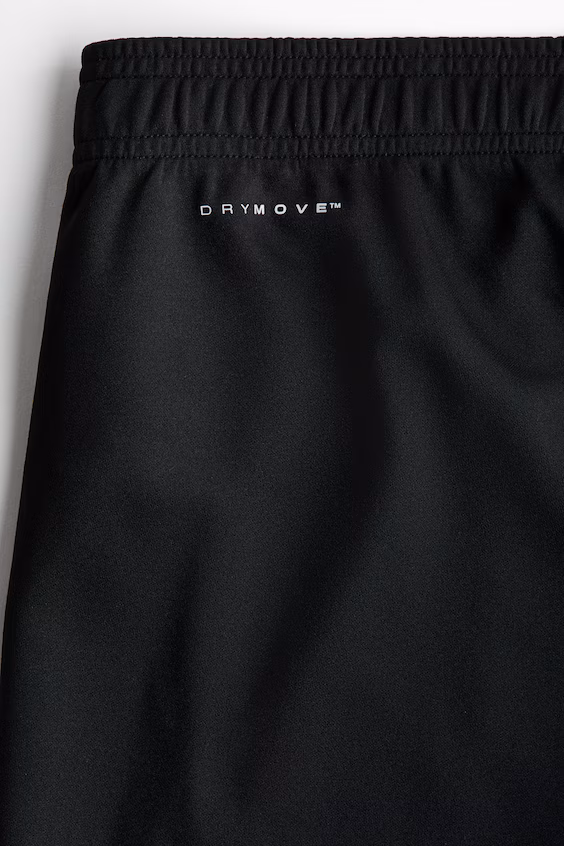 Футбольные штаны с технологией drymove™