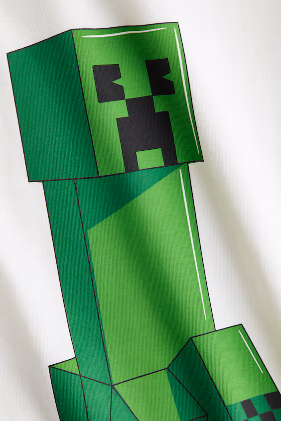 Футболка оверсайз с принтом