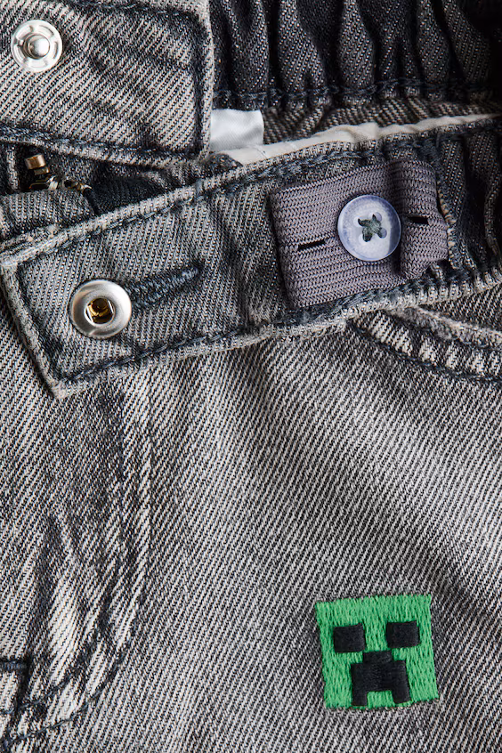 Принтованные джинсы regular fit