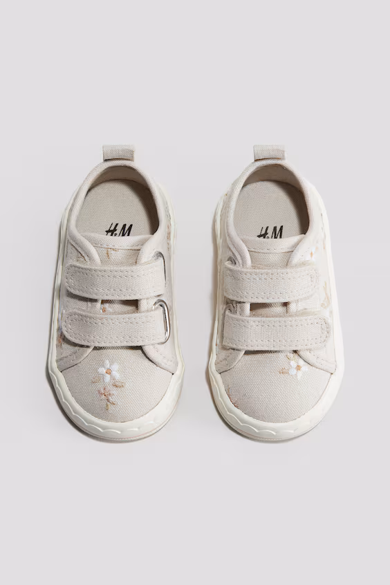 Кеды из холста с вышивкой