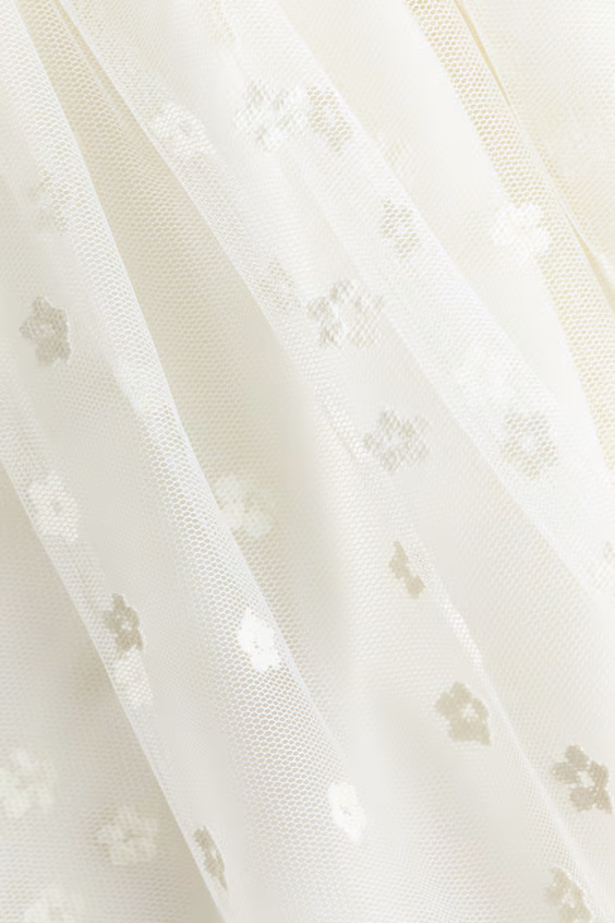 Платье с юбкой из тюля