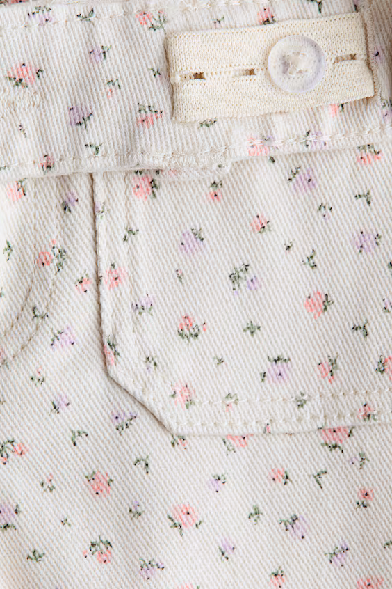 Джинсы-клеш