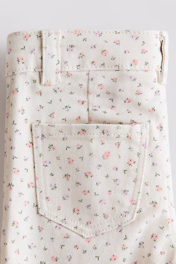 Джинсы-клеш