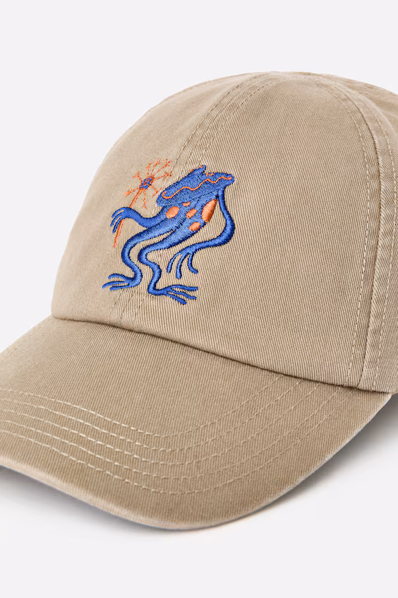 Бейсболка с вышивкой