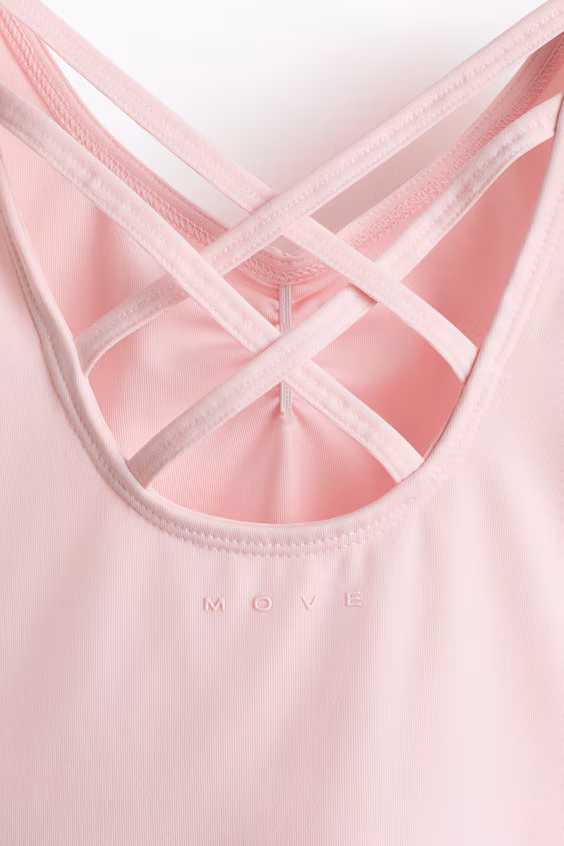 Футболка для спорта с юбкой