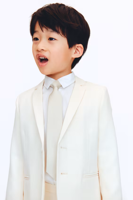 Набор одежды из 4 предметов