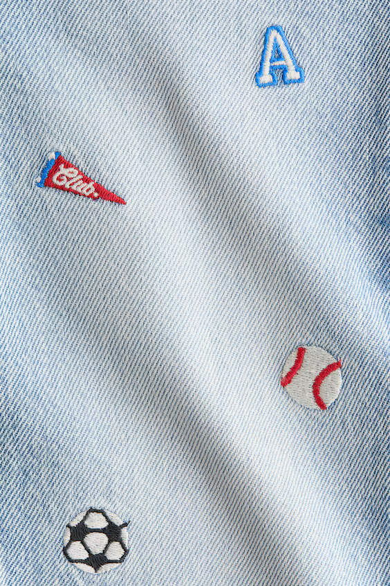 Джинсы свободного кроя