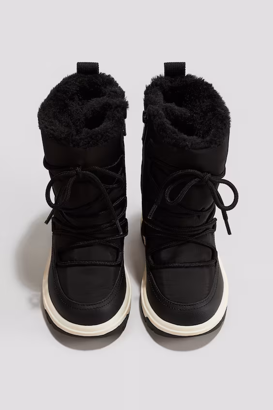 Водонепроницаемые ботинки