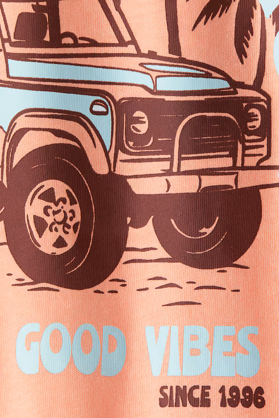 Футболка с принтом