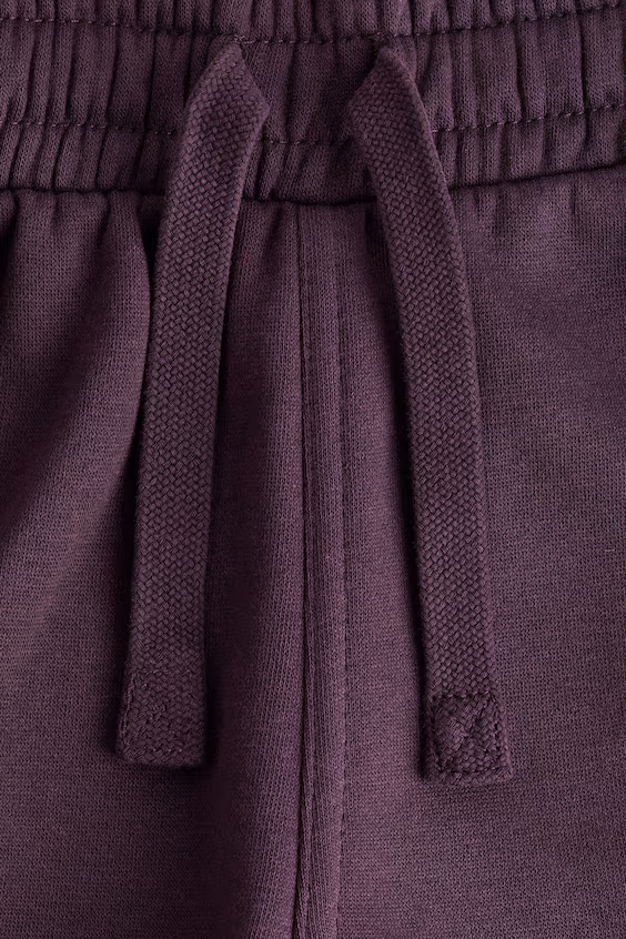 Шорты из молочной ткани