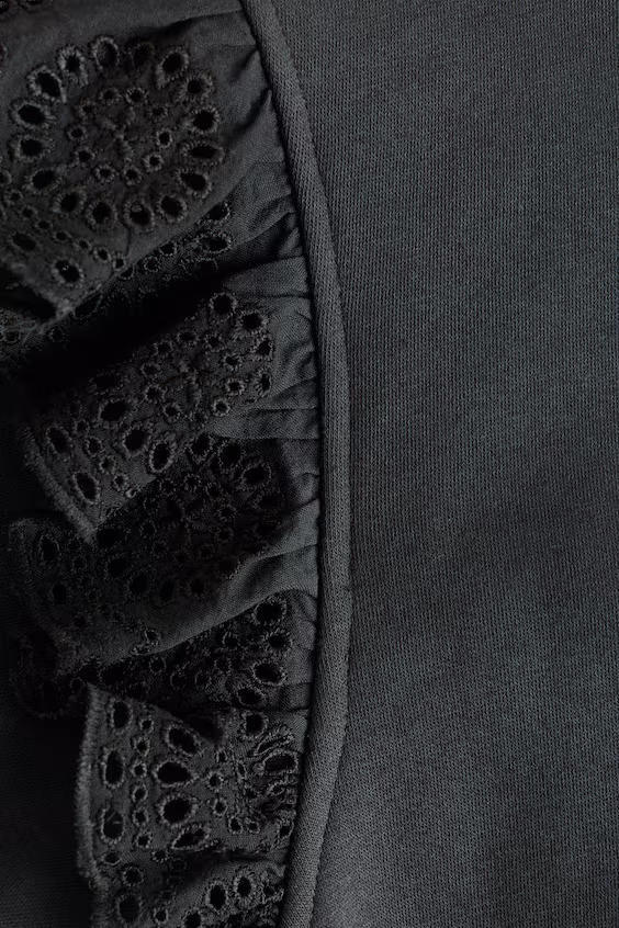 Толстовка с оборками