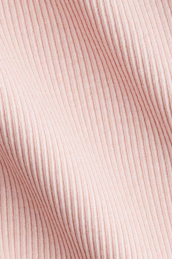 Платье из рубчиковой ткани с оборками