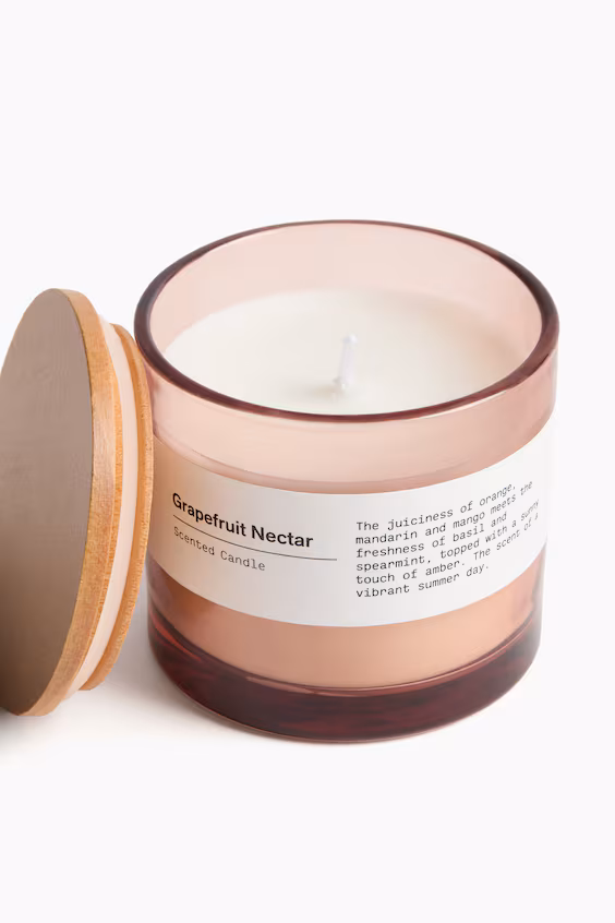 Ароматическая свеча в стеклянной банке