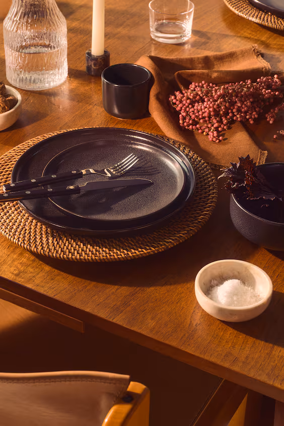 Набор из 2 плоских тарелок с реактивным глазурью