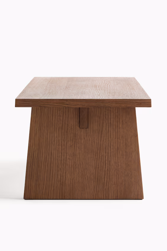 Журнальный столик из дерева