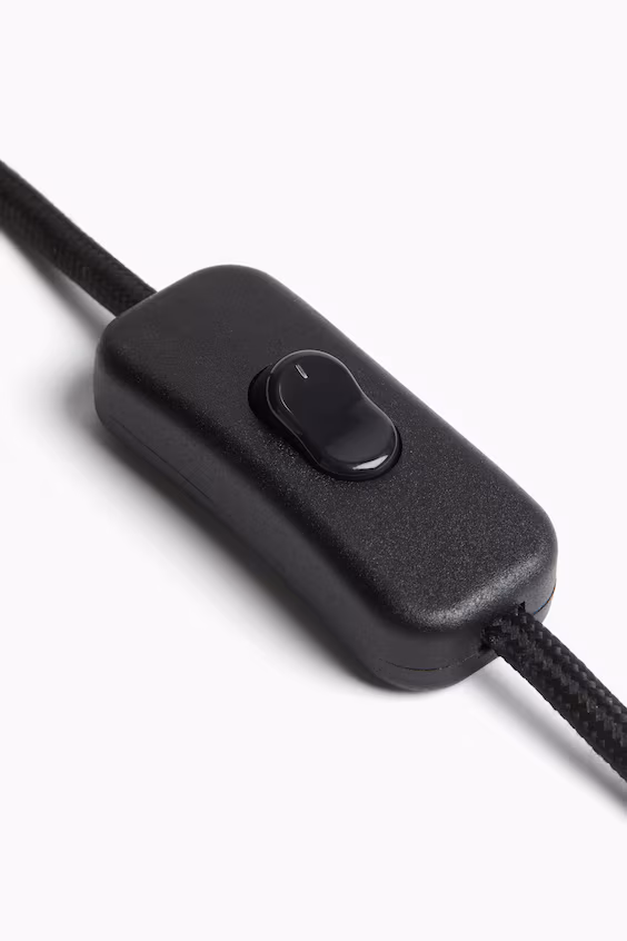 Настольная лампа из металла