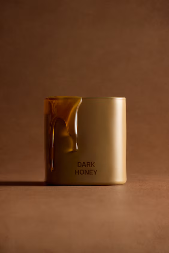 Ароматическая свеча в стеклянном контейнере