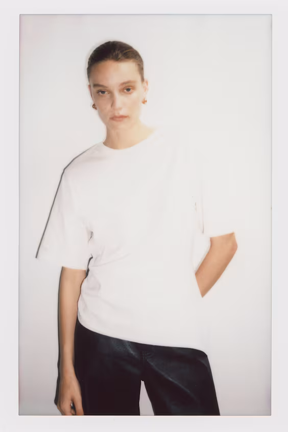 Футболка с драпировкой