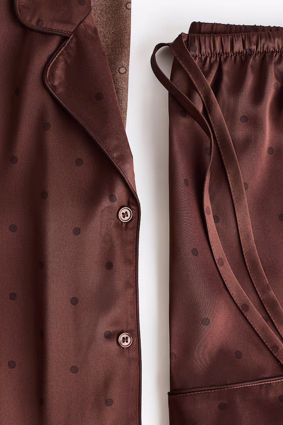 Пижама из атласа