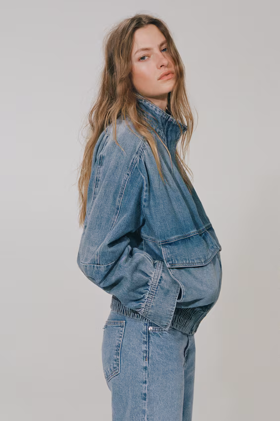 Джинсы mom slim fit с высокой талией и укороченные до щиколотки