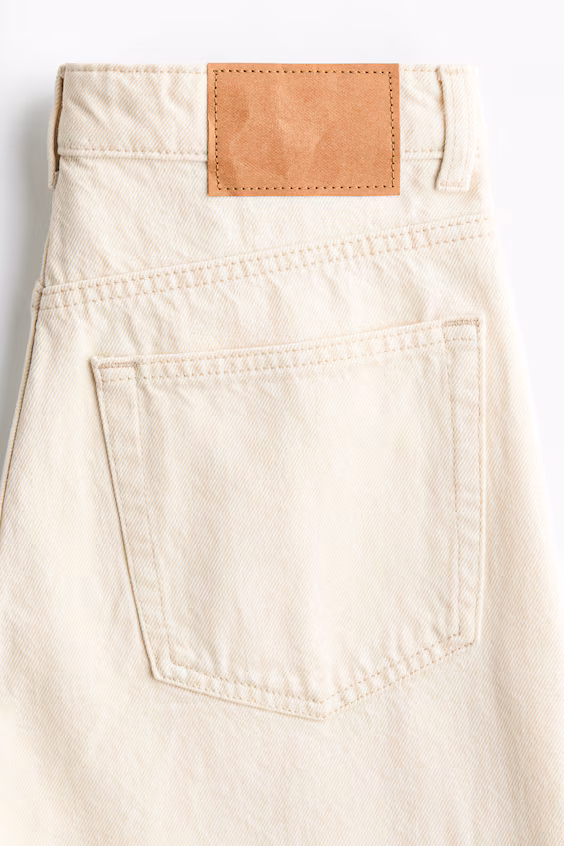 Широкие джинсы с высокой талией