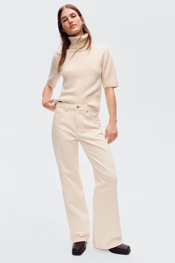 Широкие джинсы с высокой талией