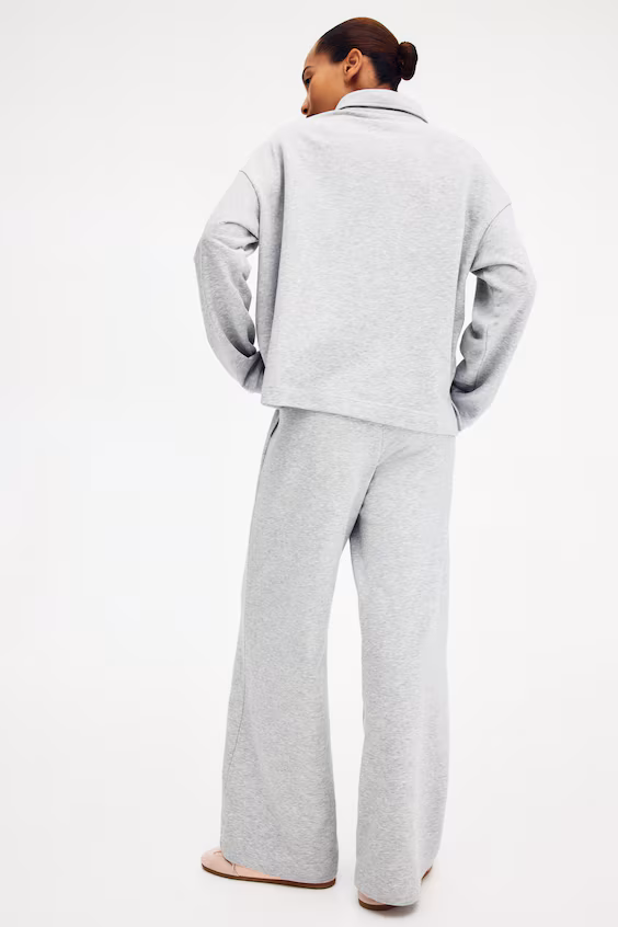 Брюки-джоггеры с прямыми брючинами